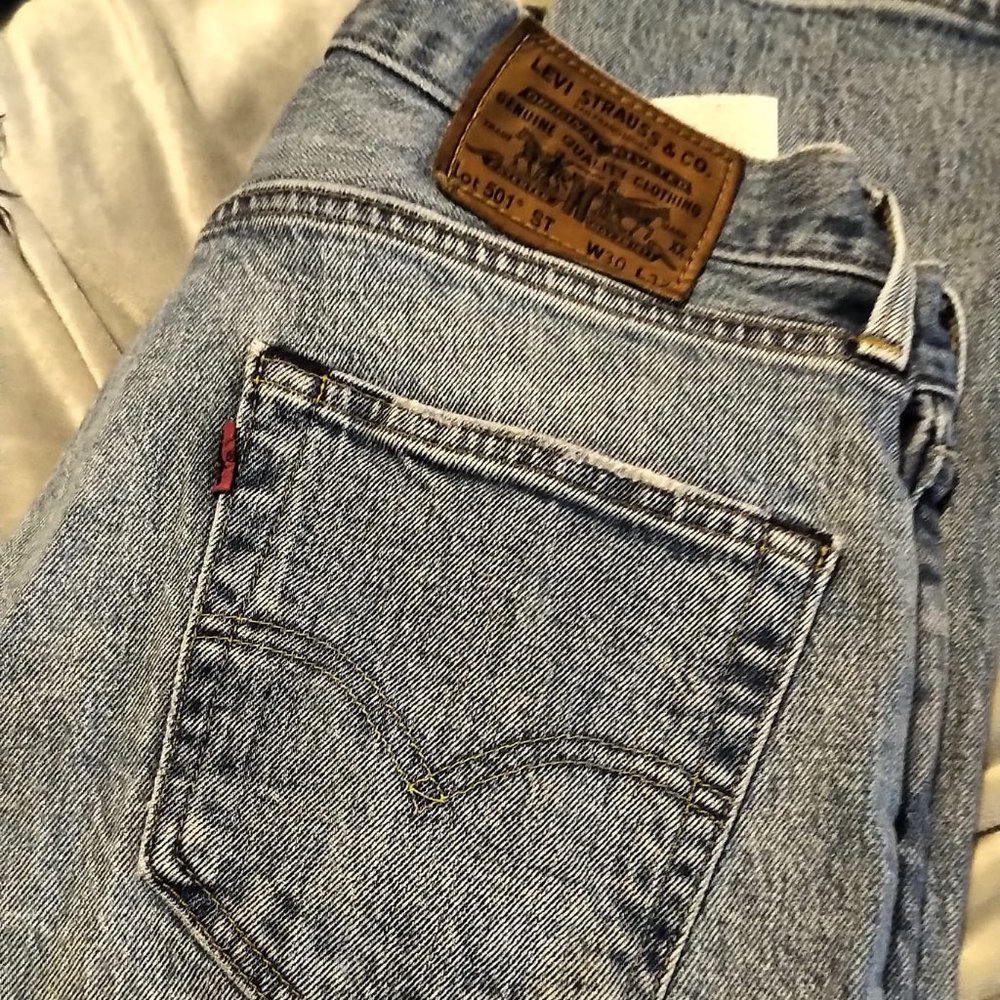 Levi's